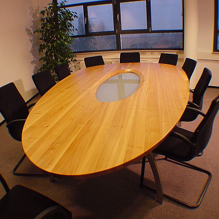 Ovale Vergadertafel voor 12 personen "cordoba"