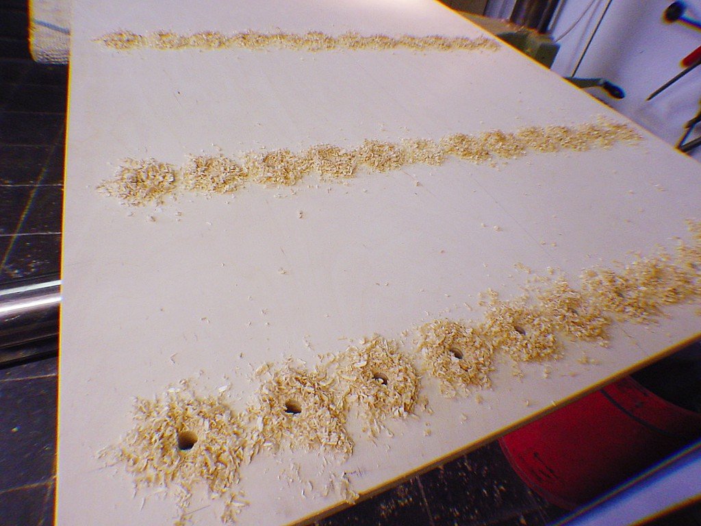 Zwevende plank ruimte voor keramiek en kaarsen