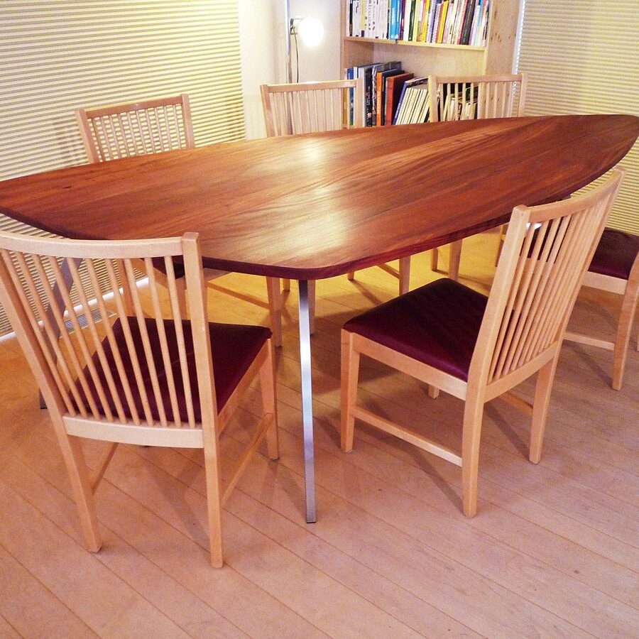 vergadertafel woontafel Rijen in underlayment en mahonie